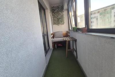 Apartament cu 5 camere decomandat în Roșu - 7