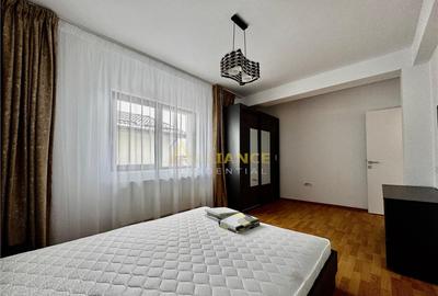 Casă cu 4 camere cu Teren 250 Mp în Berceni