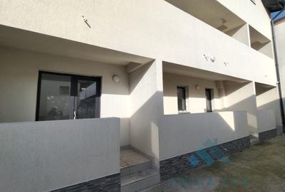 Casă individuală cu 15 camere cu Canalizare în Apărătorii Patriei - 2