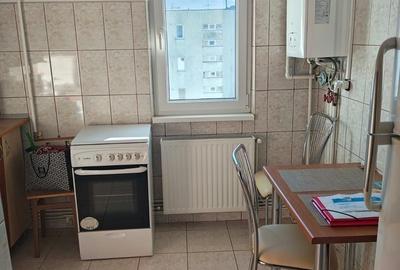 Garsonieră decomandată în Astra - 10