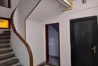 Apartament 4 camere | et 4/5+m | bloc interbelic |  lift | renovat interior - ex - 29