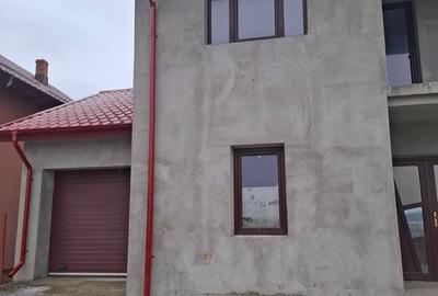 Casă cu 4 camere în Central - 15