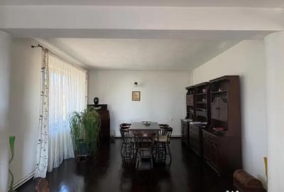 Casă cu 5 camere cu Teren 1500 Mp în Central - 10