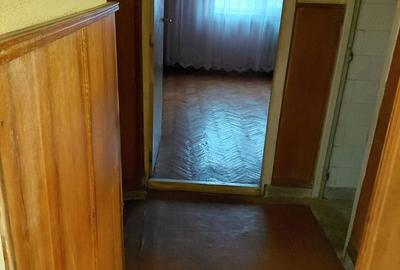 Apartament cu 3 camere decomandat în Traian - 7
