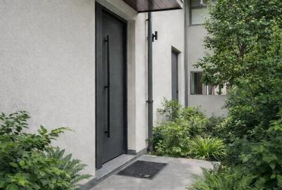 Casă individuală cu 5 camere cu Canalizare în Tineretului - 23