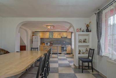 Pensiune cu 7 camere in Moieciu | TOATE UTILITATILE | COM... - 3
