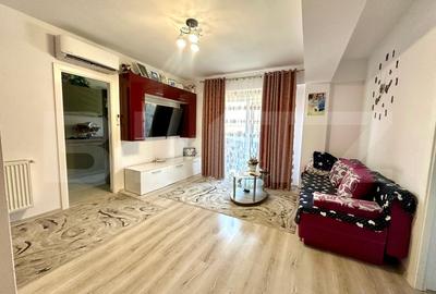 Apartament de vanzare, cu 2 camere, mobilat si utilat - zona Centrala - 1