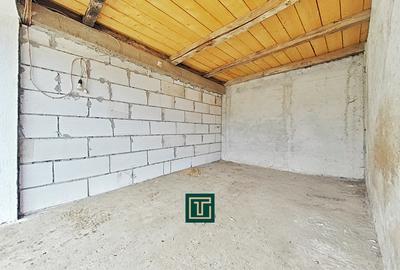 Casă cu 4 camere cu Canalizare în Zăbrani - 8