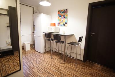 Garsonieră decomandată, mobilată în Vitan Mall - 9