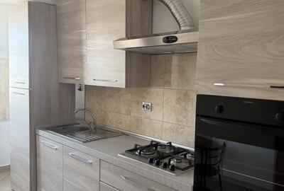 Apartament cu 3 camere decomandat în Apărătorii Patriei - 8