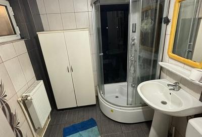 Casă cu 6 camere cu Teren 75 Mp în Central - 7