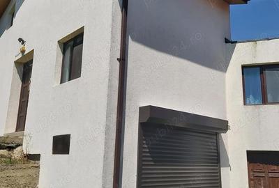 Casă cu 5 camere cu Teren 700 Mp în Miroslava - 8