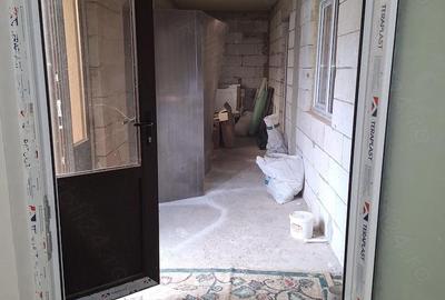 Casă cu Teren 1630 Mp în Străoane - 4