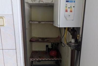 Apartament cu 2 camere decomandat în Florilor - 8