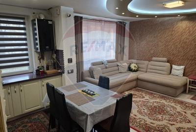 Apartament cu 3 camere decomandat, mobilat în Central - 7