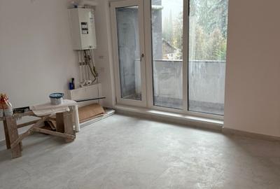 Apartament cu 6 camere decomandat în Clăbucet - 10