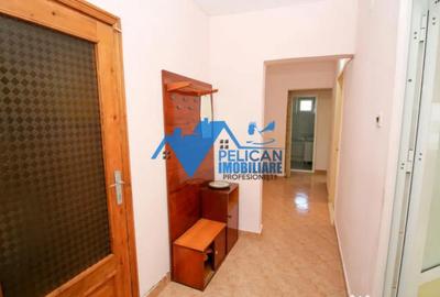 Apartament cu 3 camere decomandat în Piața Nouă - 2