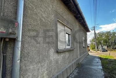 Casă cu 3 camere cu Teren 415 Mp în Beiuș - 14
