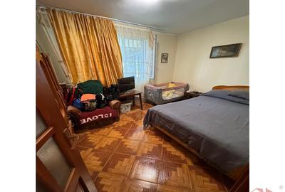 Apartament 2 camere, parter , zona Liceul Economic , 49mp - 7