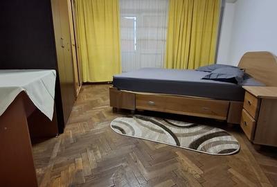 Apartament cu 3 camere decomandat în Crângași - 2