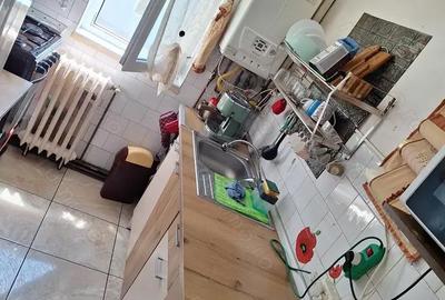 Apartament cu 3 camere decomandat în Central - 10