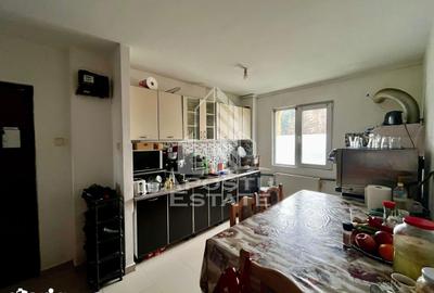 Apartament cu 3 camere semidecomandat, mobilat în Circumvalațiunii - 2