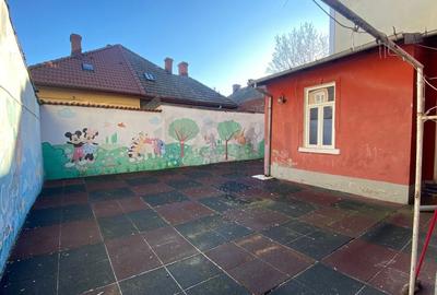 Casă individuală cu 6 camere cu Canalizare în Iancului - 4