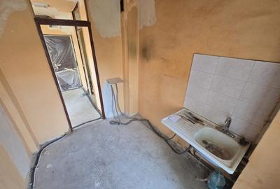 Langa Sud Plaza. Decomandat. Centrala proprie. 2 Balcoane, Debara. - 10