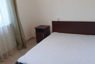 Apartament cu 4 camere decomandat în 7 Noiembrie - 2