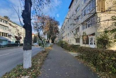 Apartament cota parte 1/3, Roman, ID: R2429001 - 4