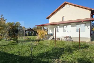 Casă cu 5 camere cu Teren 1300 Mp în Valea - 16