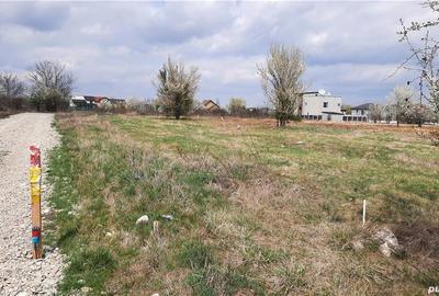 Teren de 554 mp, în Săftica - 1
