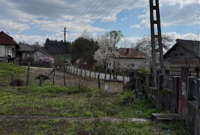 Casă cu 4 camere în Central - 3
