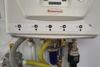 Apartament cu 3 camere decomandat în Central - 1