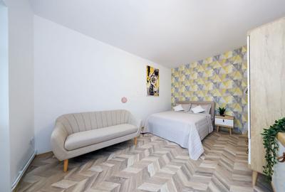 Proximitate imediata fata de Castelul Bran - 3