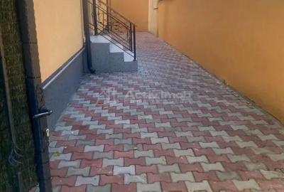 Casă cu 5 camere cu Canalizare în Dudești - 3
