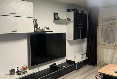 Apartament cu 3 camere decomandat în Marghiloman - 8