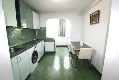 Apartament cu 3 camere decomandat în Circumvalațiunii - 3