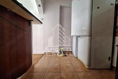 Spatiu de birou sau apartament cu 3 camere, 85 mp utili, Boul Rosu - 7