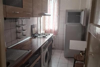 Ofer spre inchiriere apartament 2 camere ,etajul 5 din 7 in Pta Kogalniceanu Ofer spre inchiriere apartament 2 camere ,etajul 5 din 7 in Pta Kogalniceanu - 4