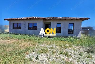 Casa 4 Camere, 130 mp, Teren 430 mp, Toate Utilitatile, Zona Micesti