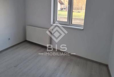 Apartament cu 3 camere decomandat în Nord - 2