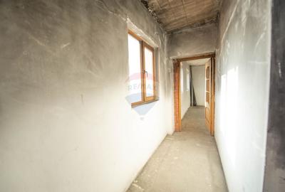 Casă cu 20 camere cu Teren 1395 Mp în Manolache - 26