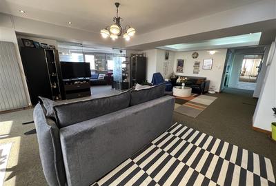 Inchiriere penthouse strada Toamnei // 1 loc parcare // singur pe etaj - 4