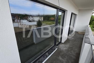 Duplex de vanzare 380mp teren liber 4 camere 2 bai 2 parcari Selimbar Duplex de vanzare 380mp teren liber 4 camere 2 bai 2 parcari Selimbar - 6