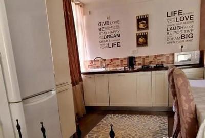 Casă cu 7 camere cu Teren 614 Mp în Mazepa 2 - 1