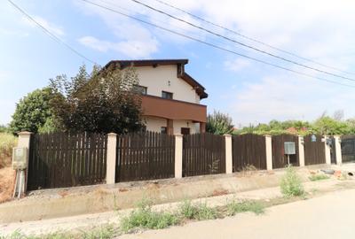 Casa Genas – o proprietate cum rar vezi – - 2