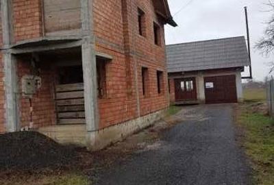 Casă cu 4 camere în Decebal - 7