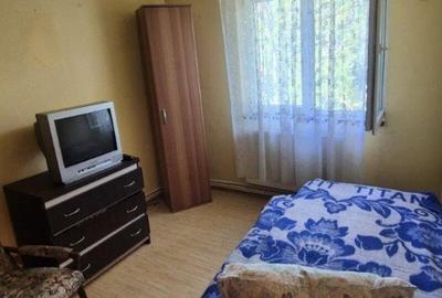 Apartament cu 2 camere semidecomandat în Ferentari