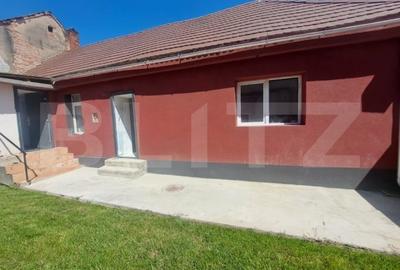 Casă individuală cu 3 camere cu Canalizare în Bunloc